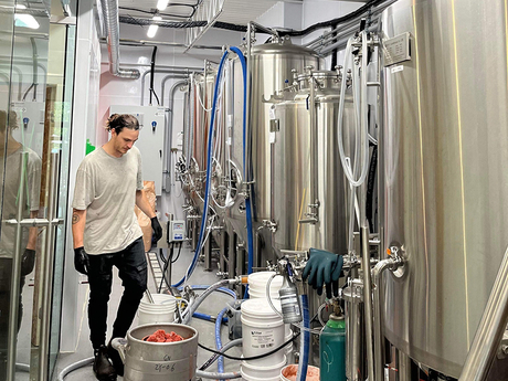 5bbl brewery equipment in Canada.jpg